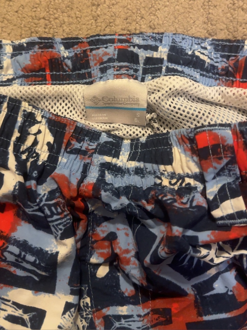 Columbia swim trunks - Picture 2 of 3